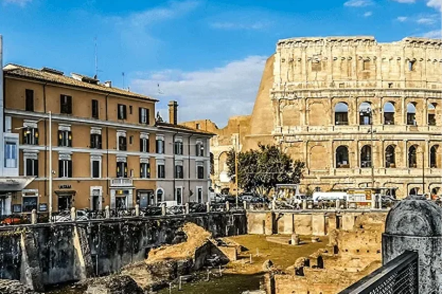 Exclusive Colosseum Arena & Ancient Rome Guided Tour